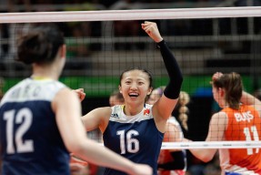 开云体育登入-格林伍德的防守反击与高效的场上决策，成为袋鼠队致胜法宝，格林伍德球员