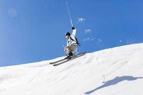 开云体育视频直播-塔特的传球与球场视野为袋鼠队带来更多的进攻机会
