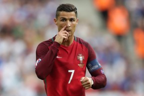 开云备用-凯尔特人战术板记录曝光攻守分明，凯尔特人战报