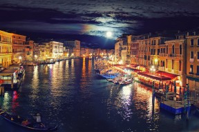 Kaiyun APP-_激萌！青少年花式足球表演赛点燃青春激情_，青少年足球运动会